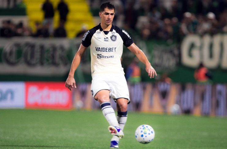 Vitor Bueno vibra com assistência no retorno aos titulares e projeta reencontro com Athletico-PR Chapecoense-SC 2×3 Remo (Vitor Bueno) – Foto: Raul Martins (Clube do Remo)
