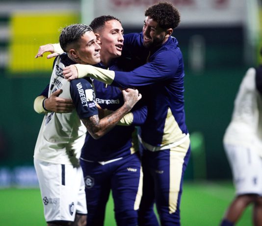 Remo precisa repetir em Belém o mesmo desempenho vitorioso que vem tendo fora de casa Chapecoense-SC 2×3 Remo (Diego Hernandez, Braian Cufré e Léo Andrade) – Foto: Raul Martins (Clube do Remo)