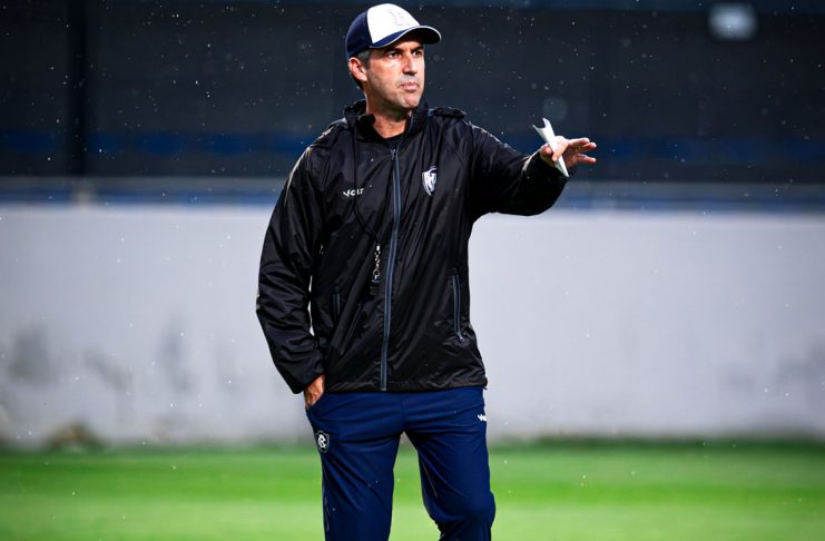 Remo quer fechar primeira parte da Série A longe do caos Léo Condé – Foto: Samara Miranda (Clube do Remo)