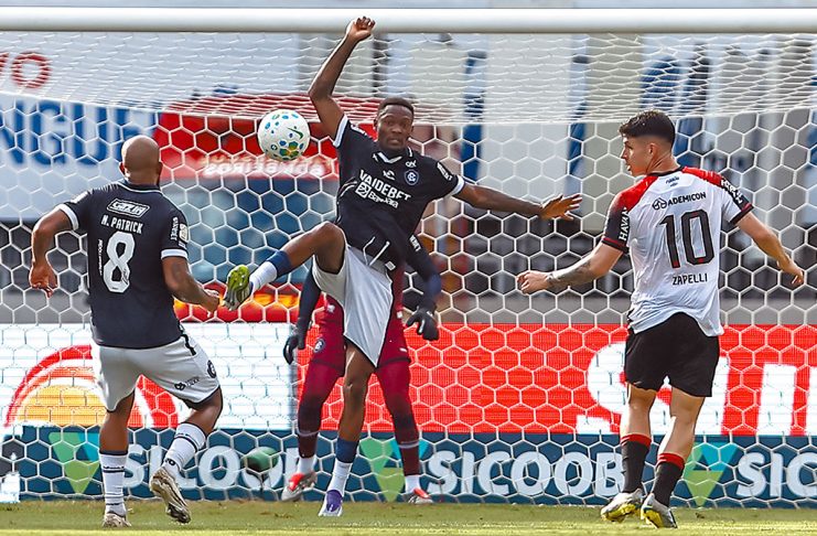 Remo 1×2 Athletico-PR (Patrick e Duplexe Tchamba) – Foto: Wagner Santana (O Liberal)