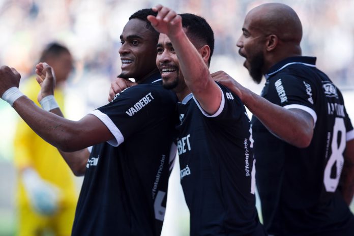 Remo 1×2 Athletico-PR (Jajá, Yago Pikachu e Patrick) – Foto: Samara Miranda (Clube do Remo) Remo 1×2 Athletico-PR (Jajá, Yago Pikachu e Patrick) – Foto: Samara Miranda (Clube do Remo)