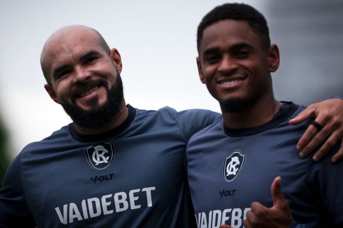 Zé Welison e Jajá – Foto: Samara Miranda (Clube do Remo) Zé Welison e Jajá – Foto: Samara Miranda (Clube do Remo)