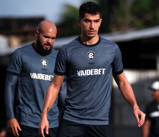 Teste para o estilo intenso do Leão Zé Welison e Vitor Bueno – Foto: Samara Miranda (Clube do Remo)