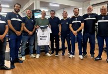 Remo capacita profissionais para uso de tecnologia voltada à performance e prevenção de lesões Profissionais do Remo participaram de curso técnico sobre o uso do equipamento Kineo – Foto: Victor Miranda (Clube do Remo)