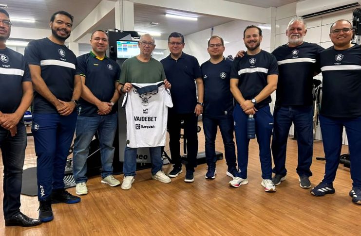 Remo capacita profissionais para uso de tecnologia voltada à performance e prevenção de lesões Profissionais do Remo participaram de curso técnico sobre o uso do equipamento Kineo – Foto: Victor Miranda (Clube do Remo)