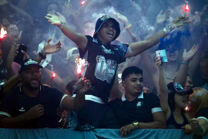 Fenômeno Azul no Mangueirão – Foto: Raul Martins (Clube do Remo)