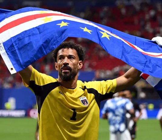 Ex-companheiro de Vozinha, atacante do Remo elogia goleiro sensação de Cabo Verde na Copa Vozinha – Foto: Roberto Schmidt