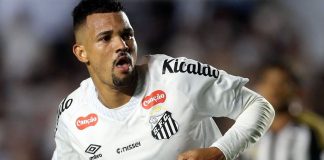 Alto salário trava avanço do Remo por zagueiro Zé Ivaldo Zé Ivaldo – Foto: Guilherme Dionizio