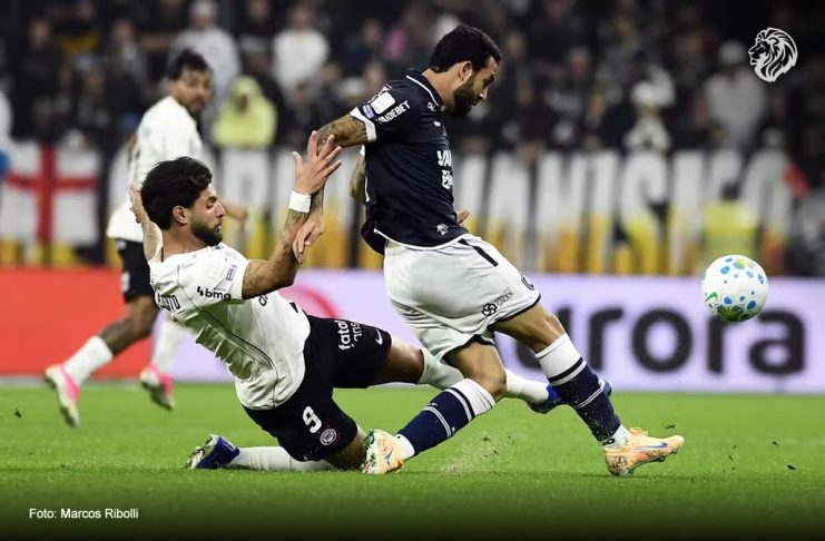 Marcelinho cobra mudança de postura do Remo antes de duelo com o Vitória-BA Corinthians-SP 3×0 Remo (Marcelinho) – Foto: Marcos Ribolli