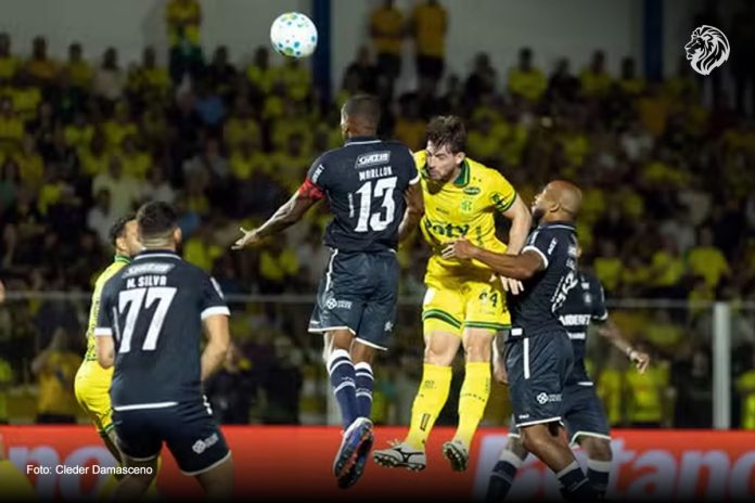 Mirassol-SP 2×1 Remo (Mayk, Marllon e Patrick) – Foto: Cleder Damasceno Mirassol-SP 2×1 Remo (Mayk, Marllon e Patrick) – Foto: Cleder Damasceno