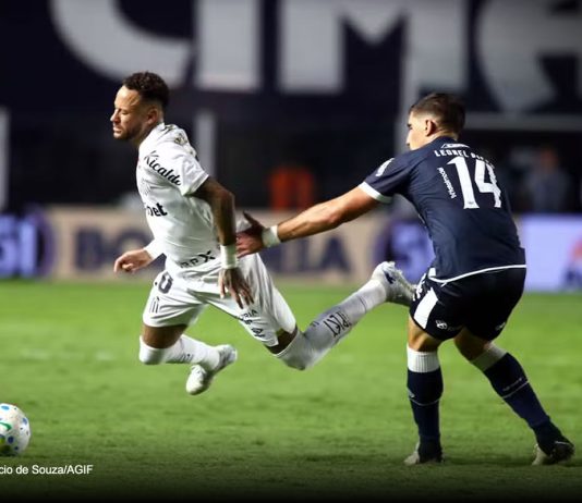 Remo tenta conter Neymar e quebrar tabu contra o Santos-SP na Copa do Brasil Santos-SP 2×0 Remo (Leonel Picco) – Foto: Maurício de Souza/AGIF
