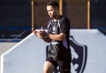 Força do Remo pela direita vira arma e também desafio na Série A Yago Pikachu – Foto: Samara Miranda/Clube do Remo