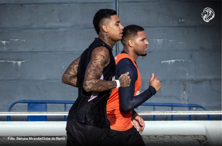 Sem Marllon e Zé Ivaldo, Remo terá nova dupla de zaga contra o Atlético-MG Alef Manga e Matheus Felipe – Foto: Samara Miranda/Clube do Remo