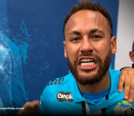 Neymar trocou provocações com integrantes do Remo no acesso aos vestiários do Mangueirão – Foto: Reprodução/Redes sociais