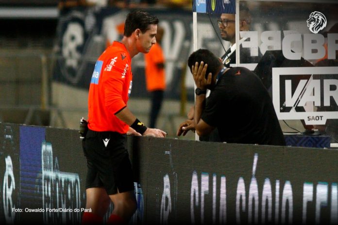 Ramon Abatti Abel (SC), em Remo 2×2 Atlético-MG – Foto: Oswaldo Forte/Diário do Pará Remo 2×2 Atlético-MG (Ramon Abatti Abel-SC) – Foto: Oswaldo Forte/Diário do Pará
