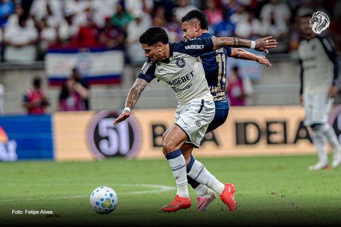 Bahia-BA 2×1 Remo (Galeano) – Foto: Felipe Alves Bahia-BA 2×1 Remo (Galeano) – Foto: Felipe Alves