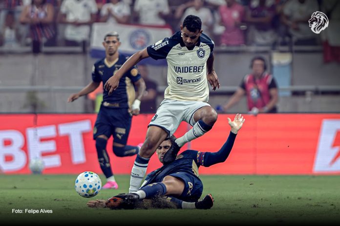 Bahia-BA 2×1 Remo (Zé Ricardo) – Foto: Felipe Alves Bahia-BA 2×1 Remo (Zé Ricardo) – Foto: Felipe Alves