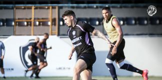 Mayk volta a treinar com o elenco e aumenta opções do Remo contra o Flamengo Mayk e Matheus Felipe – Foto: Samara Miranda/Clube do Remo