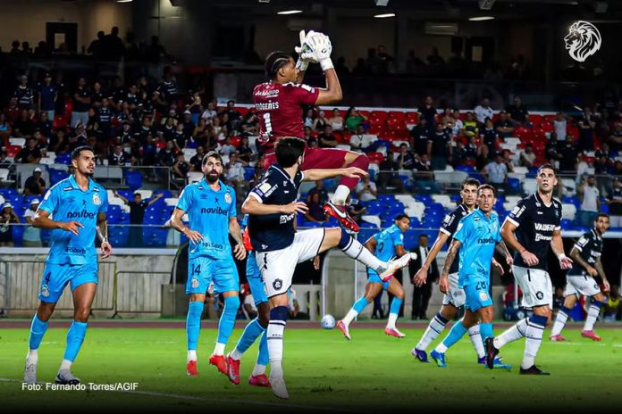 Remo 1×2 Santos-SP (Gabriel Taliari, Vitor Bueno e Leonel Picco) – Foto: Fernando Torres/AGIF Remo 1×2 Santos-SP (Gabriel Taliari, Vitor Bueno e Leonel Picco) – Foto: Fernando Torres/AGIF