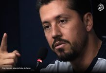 Carpini quer Remo mais corajoso na reta final: “Se a gente não se arriscar, não tem depois” Thiago Carpini – Foto: Samara Miranda/Clube do Remo