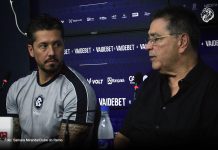Remo ainda tenta negociar saída de jogadores e Tonhão explica dificuldades Thiago Carpini e Antônio Carlos Teixeira (Tonhão) – Foto: Samara Miranda/Clube do Remo