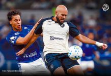 O que aconteceu com o Remo? Leão conquistou só 3 dos últimos 30 pontos na Série A Cruzeiro-MG 1×0 Remo (Zé Welison) – Foto: Fernando Moreno/AGIF