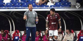 Após 19 dias de trabalho, o que Carpini conseguiu mudar no Remo? Remo 1×1 Grêmio-RS (Thiago Carpini e Galeano) – Foto: Samara Miranda/Clube do Remo