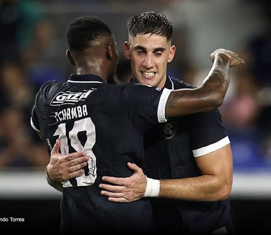 Remo 2×1 Botafogo-RJ (Duplexe Tchamba e Leonel Picco) – Foto: Fernando Torres