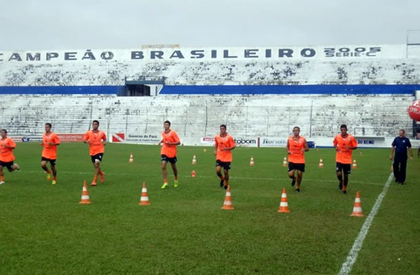 Treino físico no Baenão