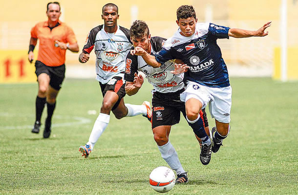 Remo goleia o Corinthians Alagoano