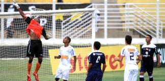 Na abertura da Copa São Paulo 2013, Santos-SP venceu o Remo por 3 a 0