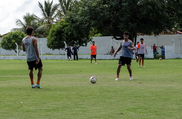 Jogadores do Remo treinam em Castanhal durante a pré-temporada