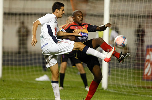 Santa Cruz de Cuiarana 2x3 Remo (Thiago Galhardo)