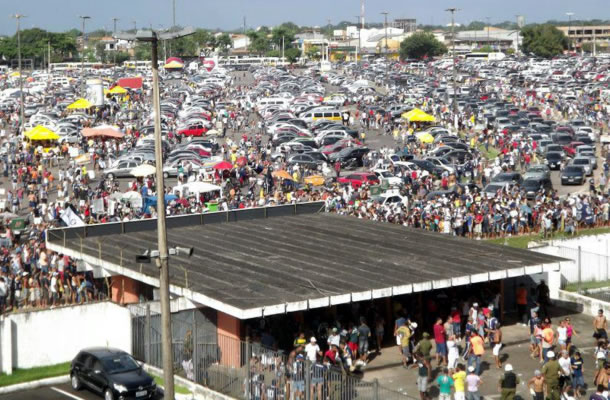 Estacionamento do Mangueirão