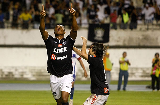 Remo 1x0 Águia (Val Barreto e Berg)