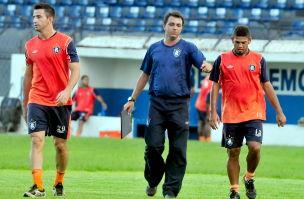 Leandro Cearense, Pedro Henrique (preparador físico) e Diogo Capela