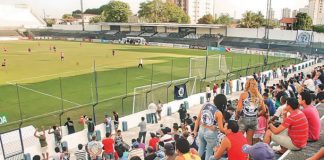 Torcida azulina acompanha o treino do Remo em bom número