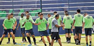 Jogadores remistas realizam atividade física