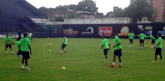 Jogadores remistas realizam atividade física