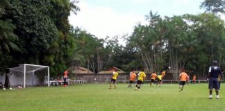 Jogadores remistas realizam atividade física