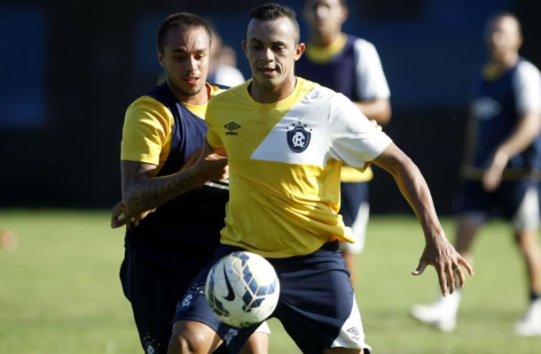 Rodrigo Soares e Aleílson