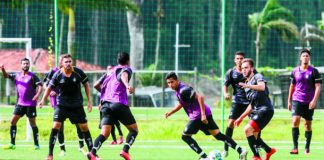 Jogadores remistas realizam atividade física