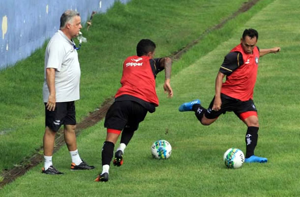 Josué Teixeira e Flamel