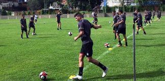 Jogadores remistas realizam atividade física