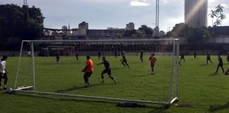 Jogadores remistas realizam atividade física