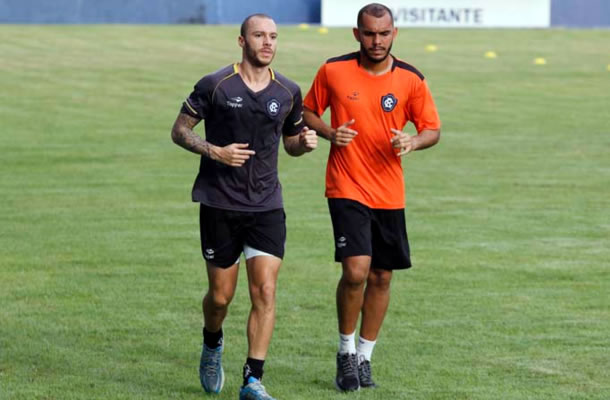 Henrique e André Luis