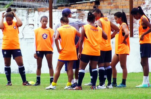 Futebol feminino