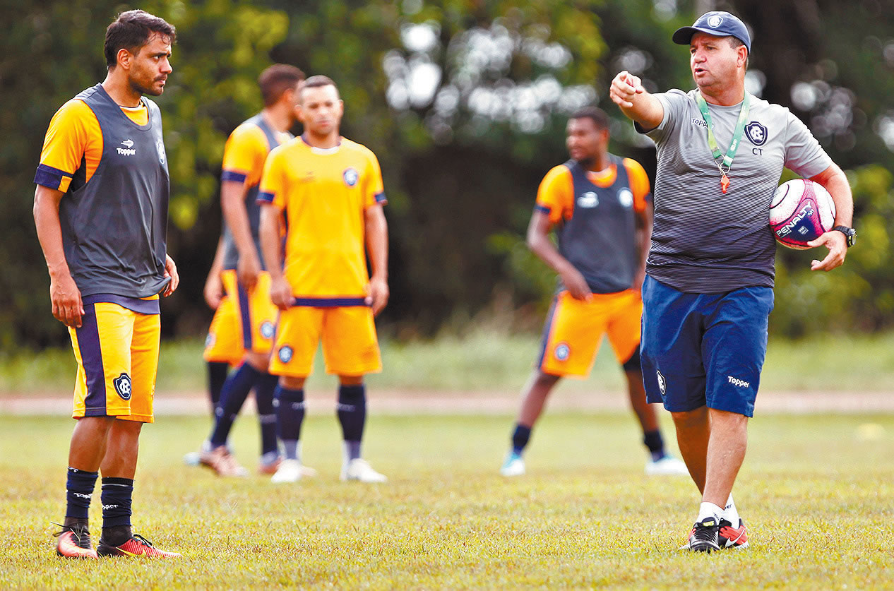 Leandro Brasília e Ney da Matta