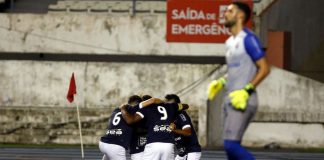Remo 2x0 Águia