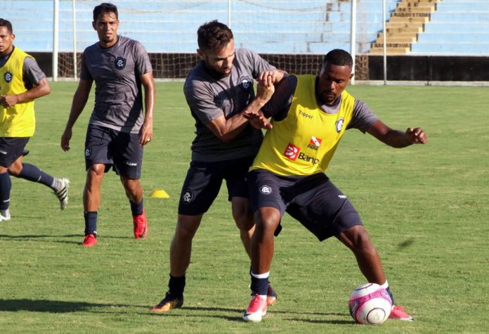 Elielton, Leandro Brasília, Esquerdinha e Adenilson